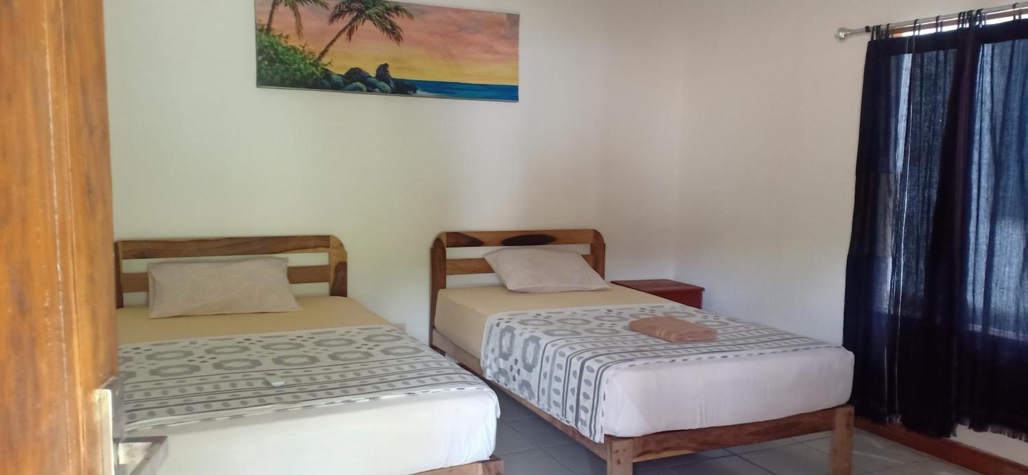 Dewi Garden Guesthouse Kuta  Zewnętrze zdjęcie